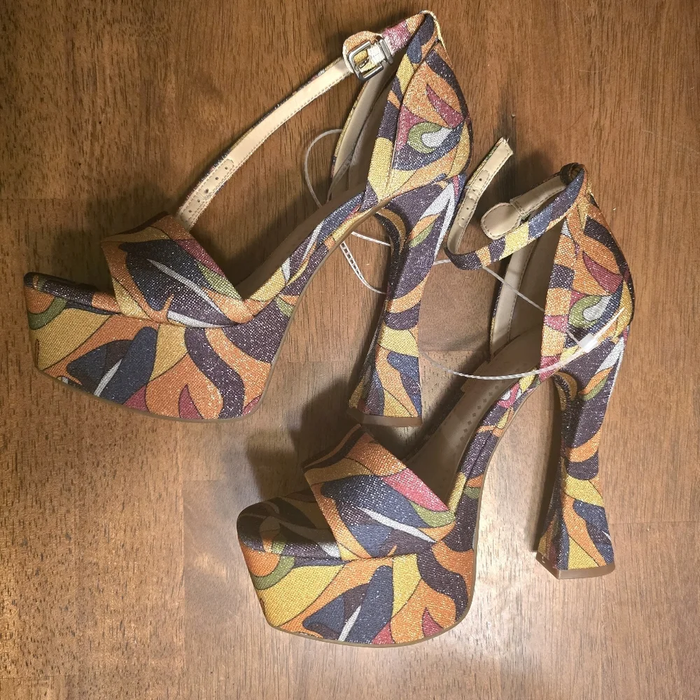 CHELSEA & VIOLET Funky Ankle Strap Multicolor Platforms - 1970s Vintage Style